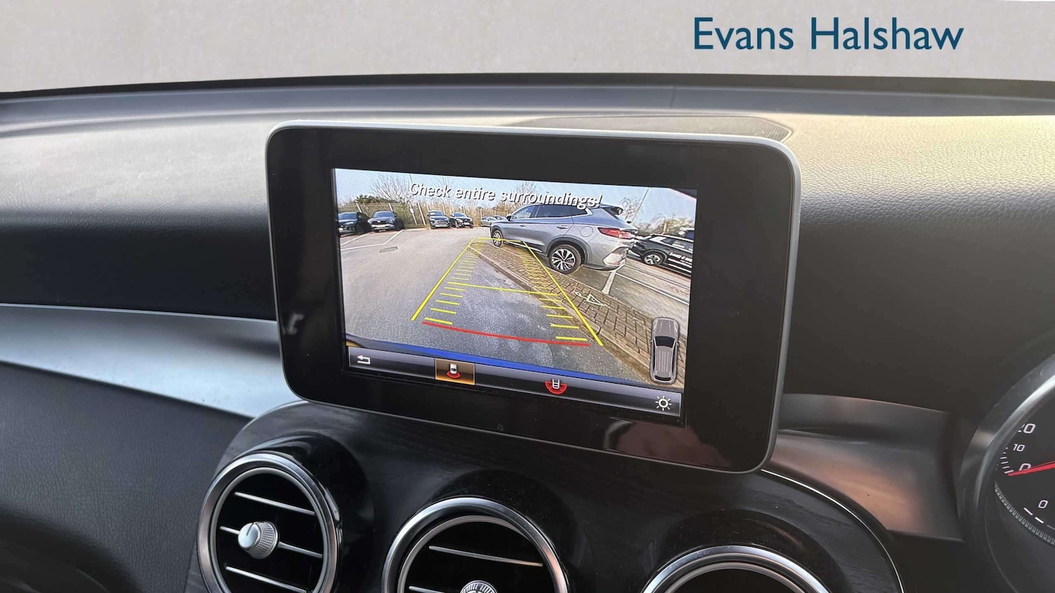 Used Mercedes-Benz GLC 2017 for sale - 78216291: Photo 4