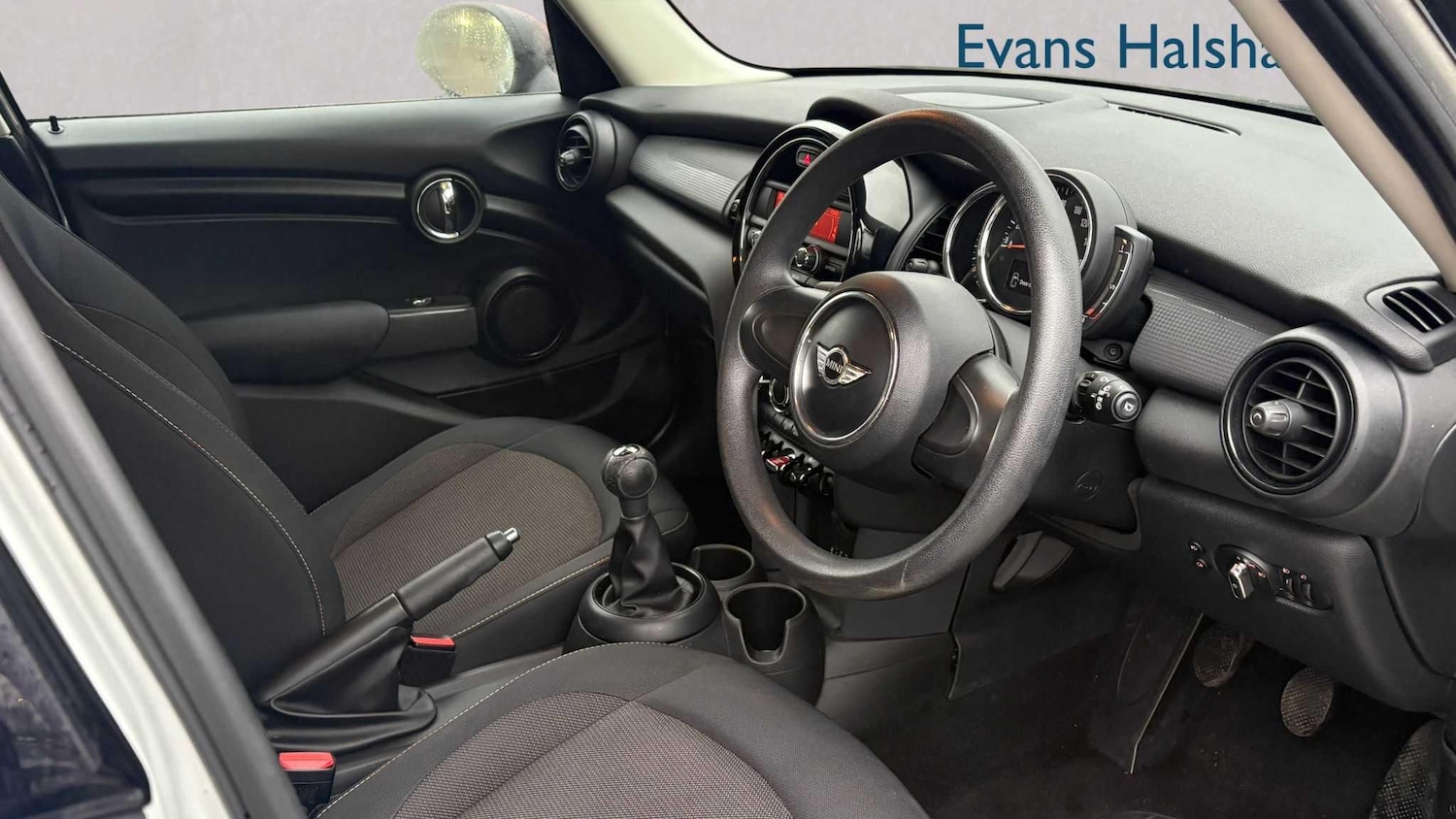 Used MINI Hatch 2017 for sale - 77857912: Photo 3