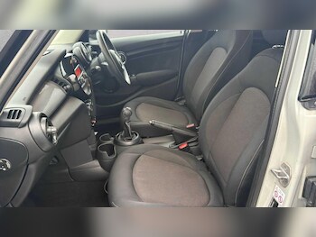Used MINI Hatch 2017 for sale - 77857912: Photo