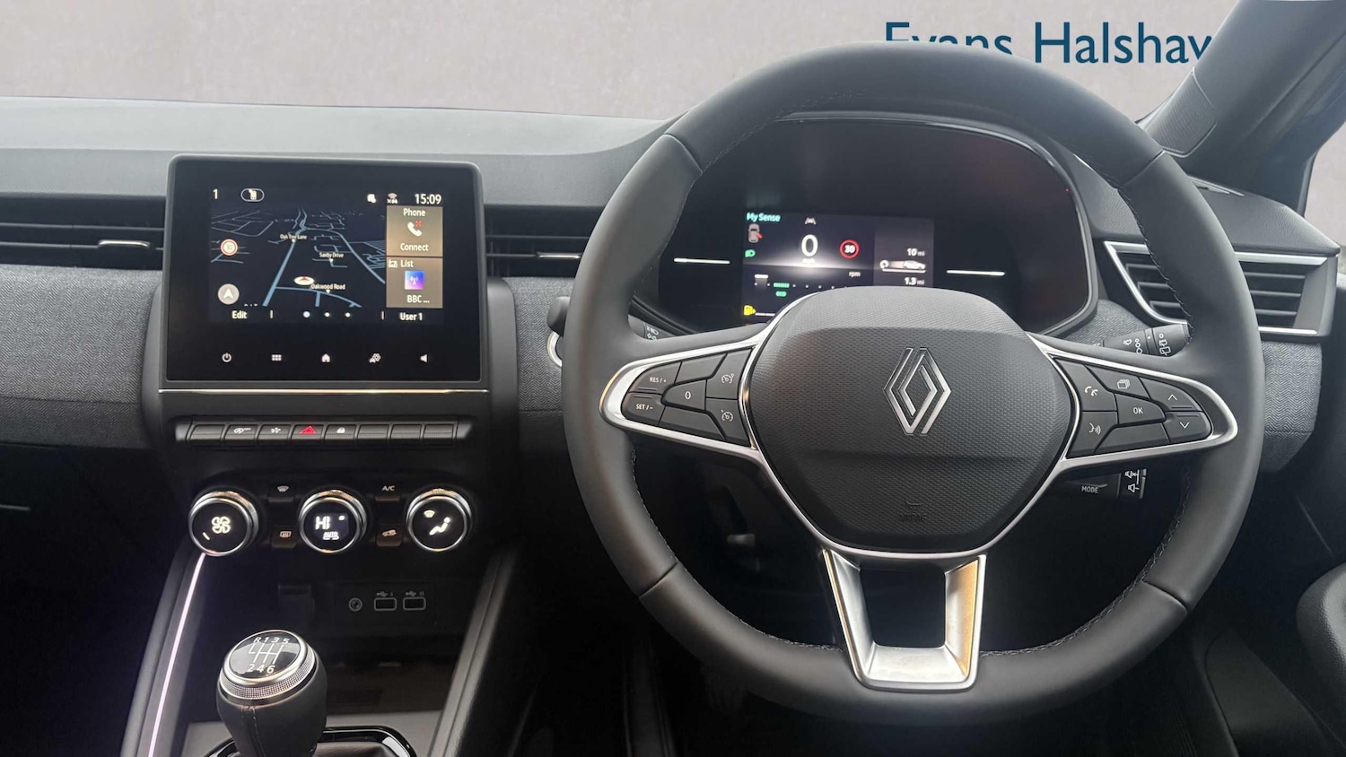 Used Renault Clio 2025 for sale - 77861778: Photo 4