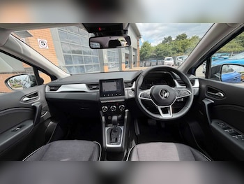 Used Renault Captur 2023 for sale - 79078786: Photo