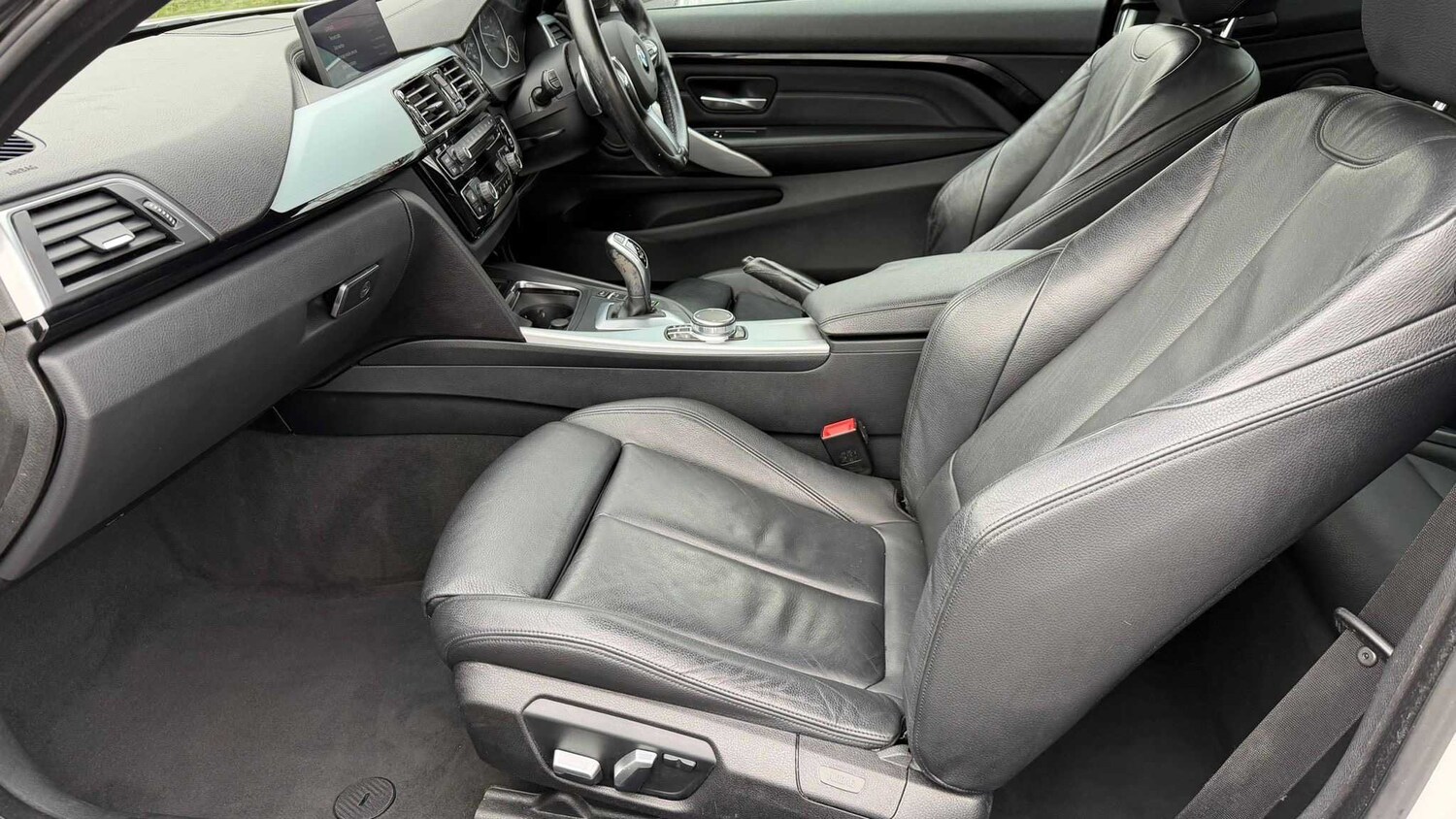 Used BMW 4 Series 2017 for sale - 77856390: Photo 18