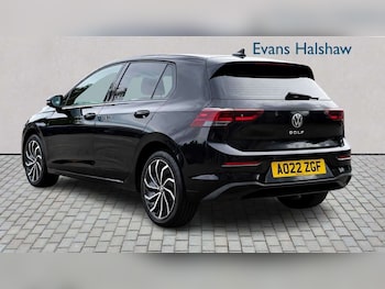 Used Volkswagen Golf 2022 for sale - 79604228: Photo