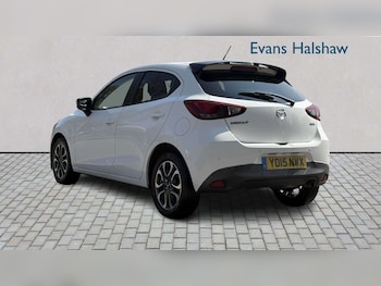 Used Mazda Mazda2 2015 for sale - 79251256: Photo