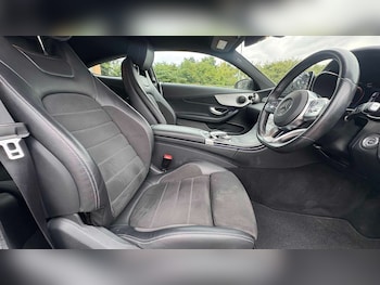 Used Mercedes-Benz C Class 2019 for sale - 79294811: Photo