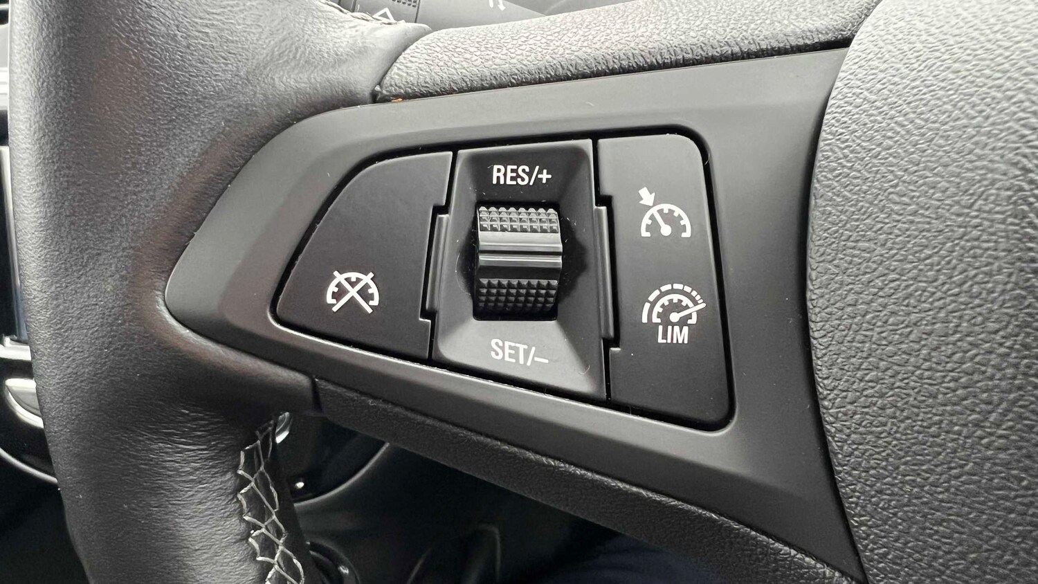 Used Vauxhall Corsa 2018 for sale - 77858750: Photo 20