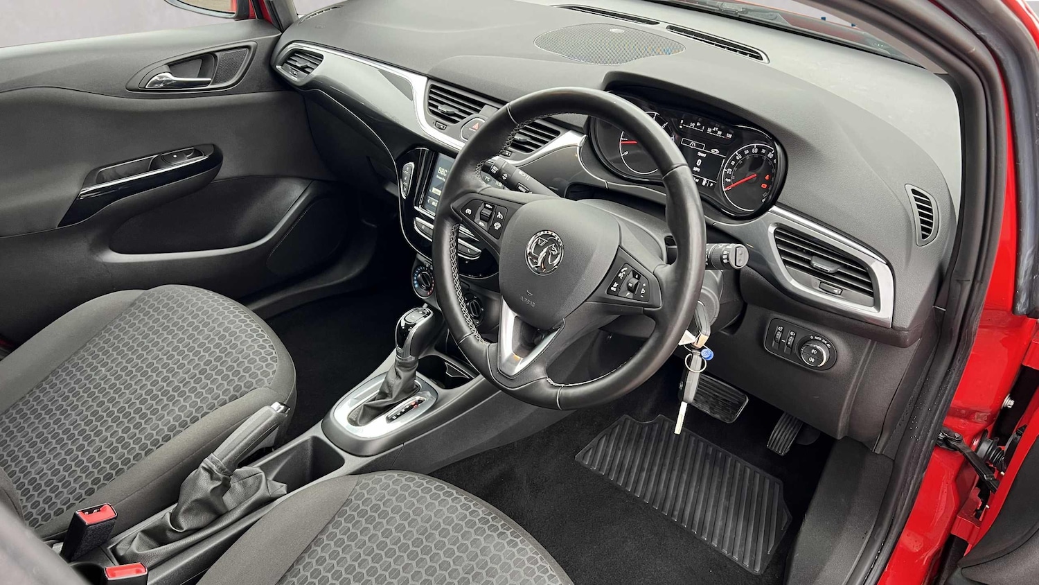 Used Vauxhall Corsa 2018 for sale - 77858750: Photo 3
