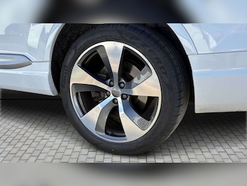 Used Audi Q7 2015 for sale - 77943362: Photo