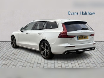 Used Volvo V60 2019 for sale - 77972833: Photo