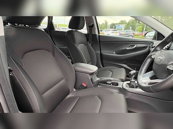 Used Hyundai i30 2018 for sale - 79134717: Photo