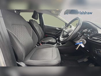Used Ford Fiesta 2018 for sale - 79624864: Photo