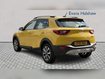 Used Kia Stonic 2021 for sale - 79428385: Photo