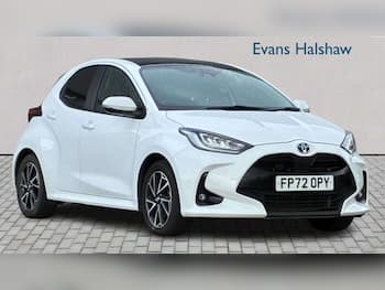 Used Toyota Yaris 2022 for sale - 79851596: Photo