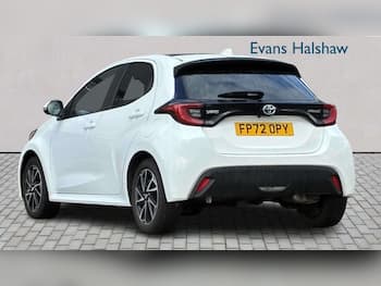 Used Toyota Yaris 2022 for sale - 79851596: Photo