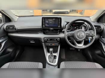 Used Toyota Yaris 2022 for sale - 79851596: Photo
