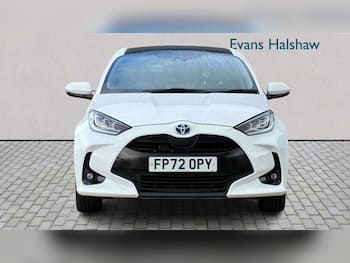 Used Toyota Yaris 2022 for sale - 79851596: Photo