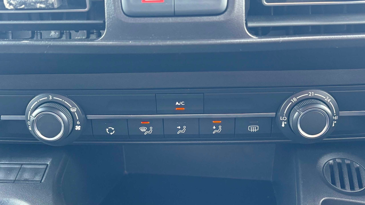 Used Vauxhall Combo Life 2020 for sale - 77886047: Photo 12