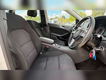 Used Mercedes-Benz B Class 2014 for sale - 78613898: Photo
