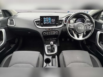 Used Kia Ceed 2021 for sale - 77859732: Photo