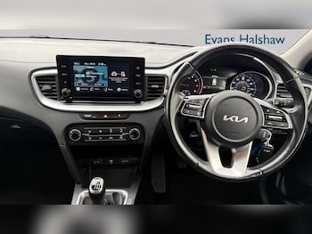 Used Kia Ceed 2021 for sale - 77859732: Photo