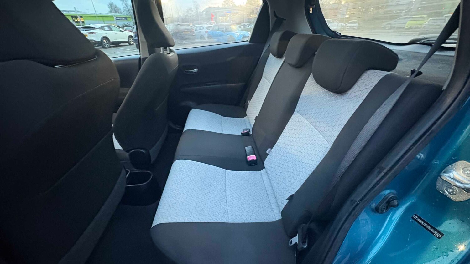 Used Toyota Yaris for sale - 77859319: Photo 15