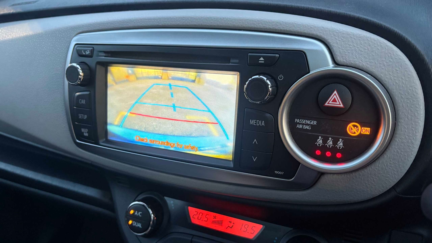 Used Toyota Yaris for sale - 77859319: Photo 8