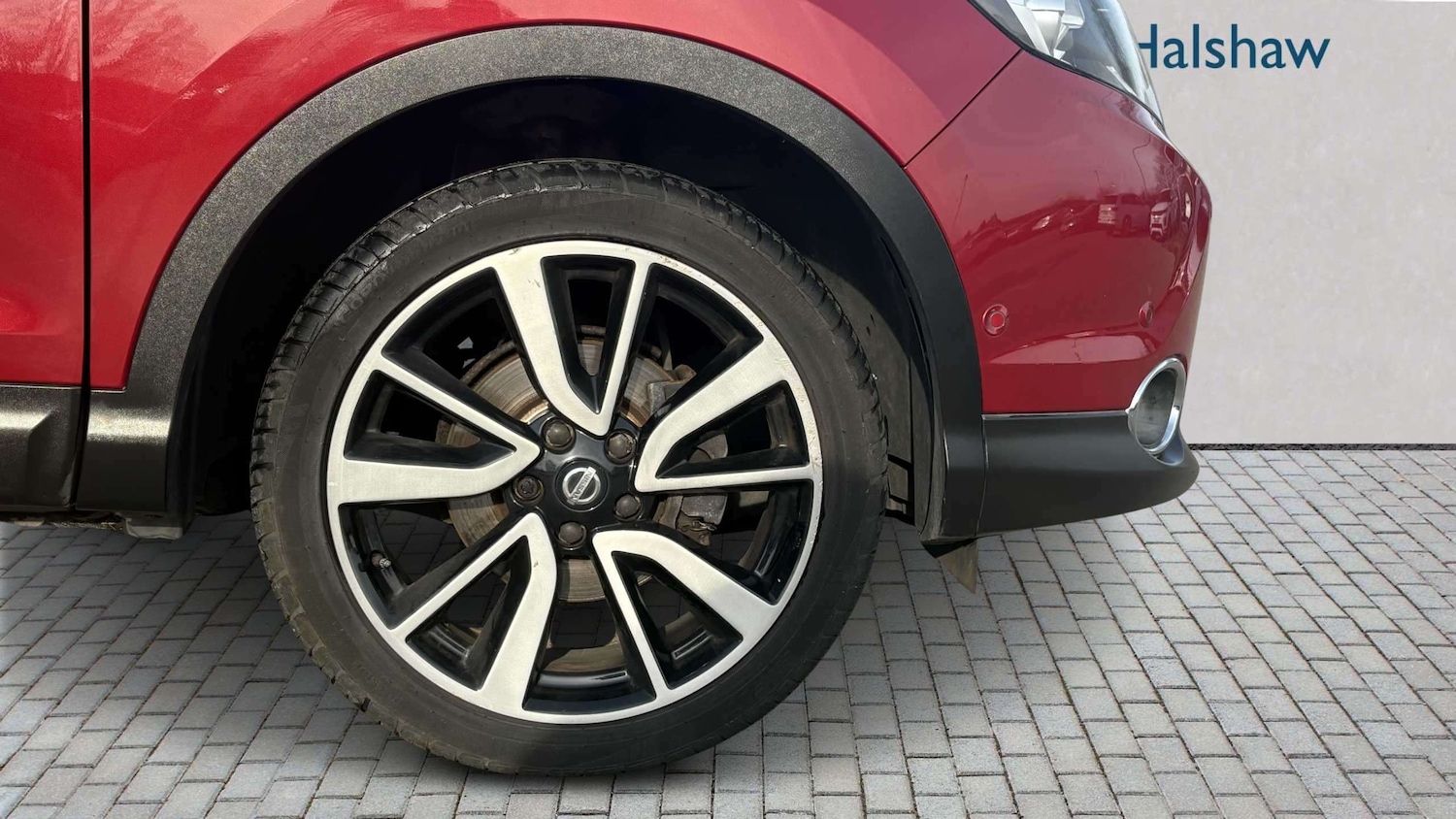 Used Nissan Qashqai 2017 for sale - 77960790: Photo 3