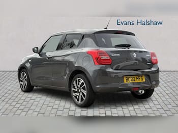 Used Suzuki Swift 2022 for sale - 79745346: Photo
