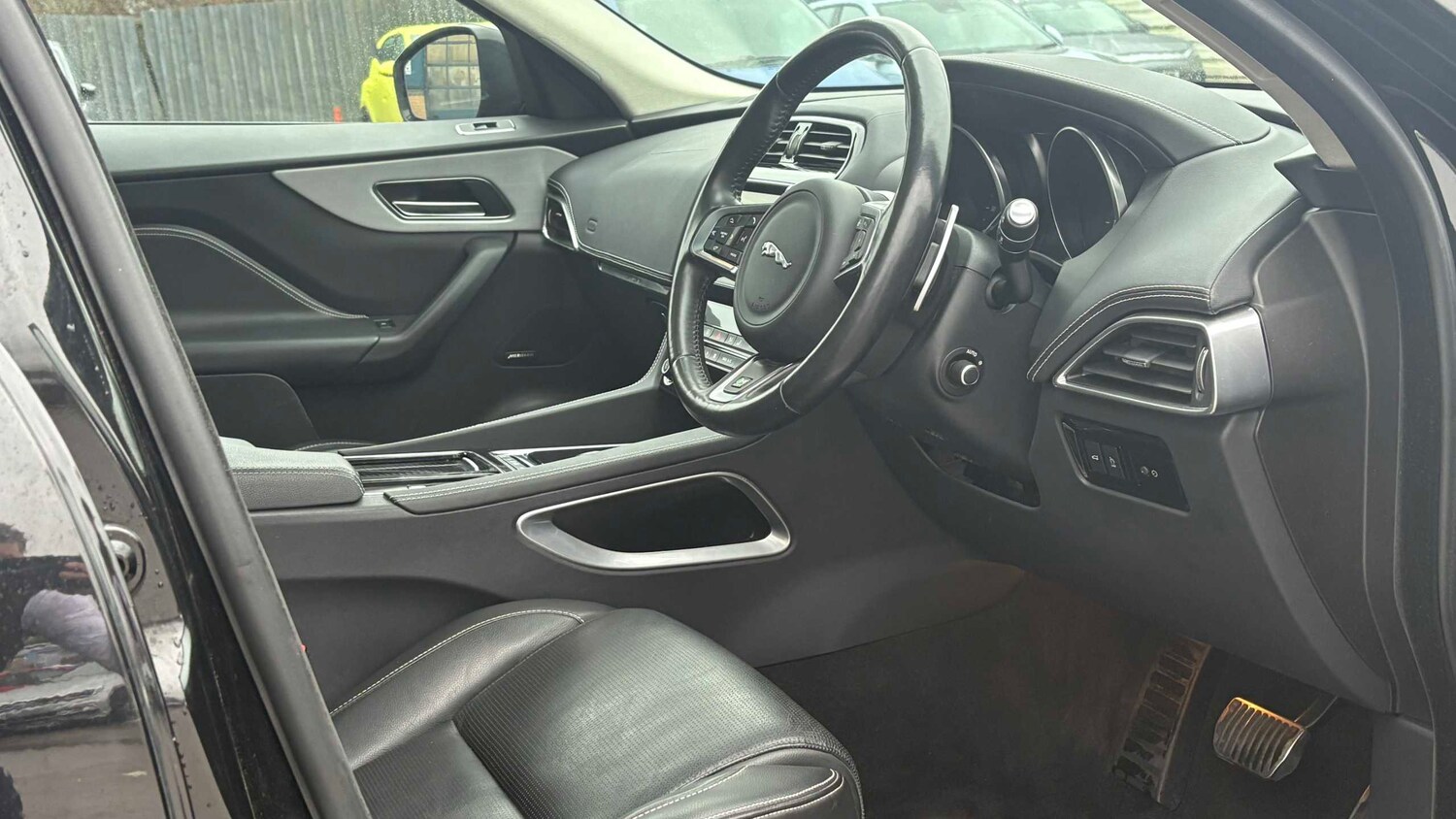 Used Jaguar F-Pace 2019 for sale - 77856391: Photo 10