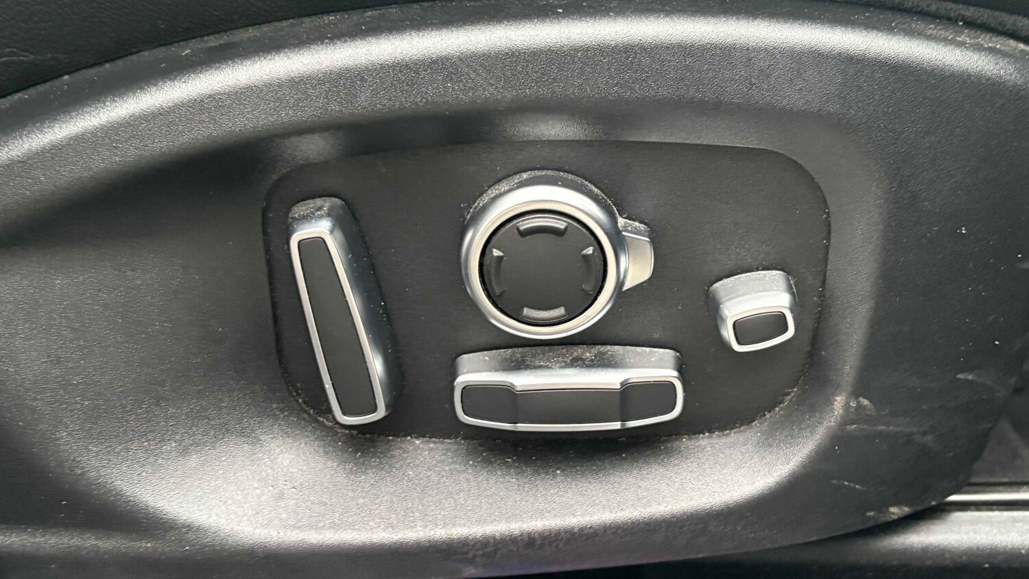 Used Jaguar F-Pace 2019 for sale - 77856391: Photo 13