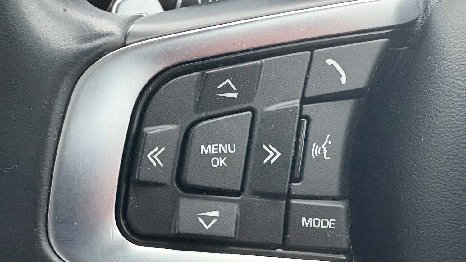 Used Jaguar F-Pace 2019 for sale - 77856391: Photo 14