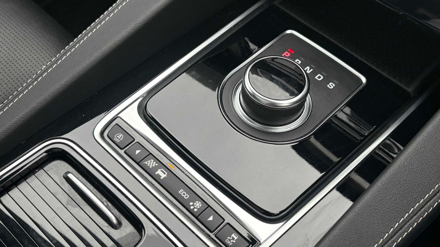 Used Jaguar F-Pace 2019 for sale - 77856391: Photo 18