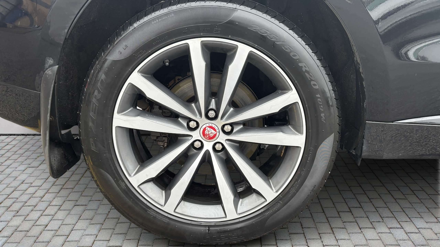 Used Jaguar F-Pace 2019 for sale - 77856391: Photo 5