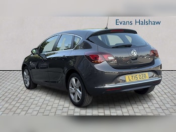 Used Vauxhall Astra 2015 for sale - 79204465: Photo