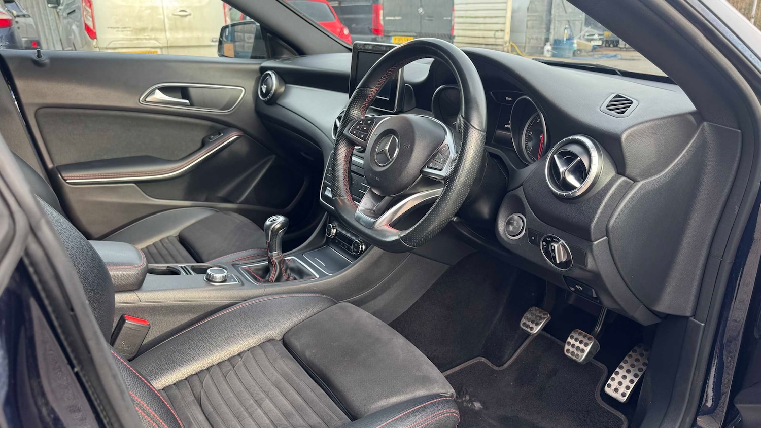 Used Mercedes-Benz CLA for sale - 77859668: Photo 3