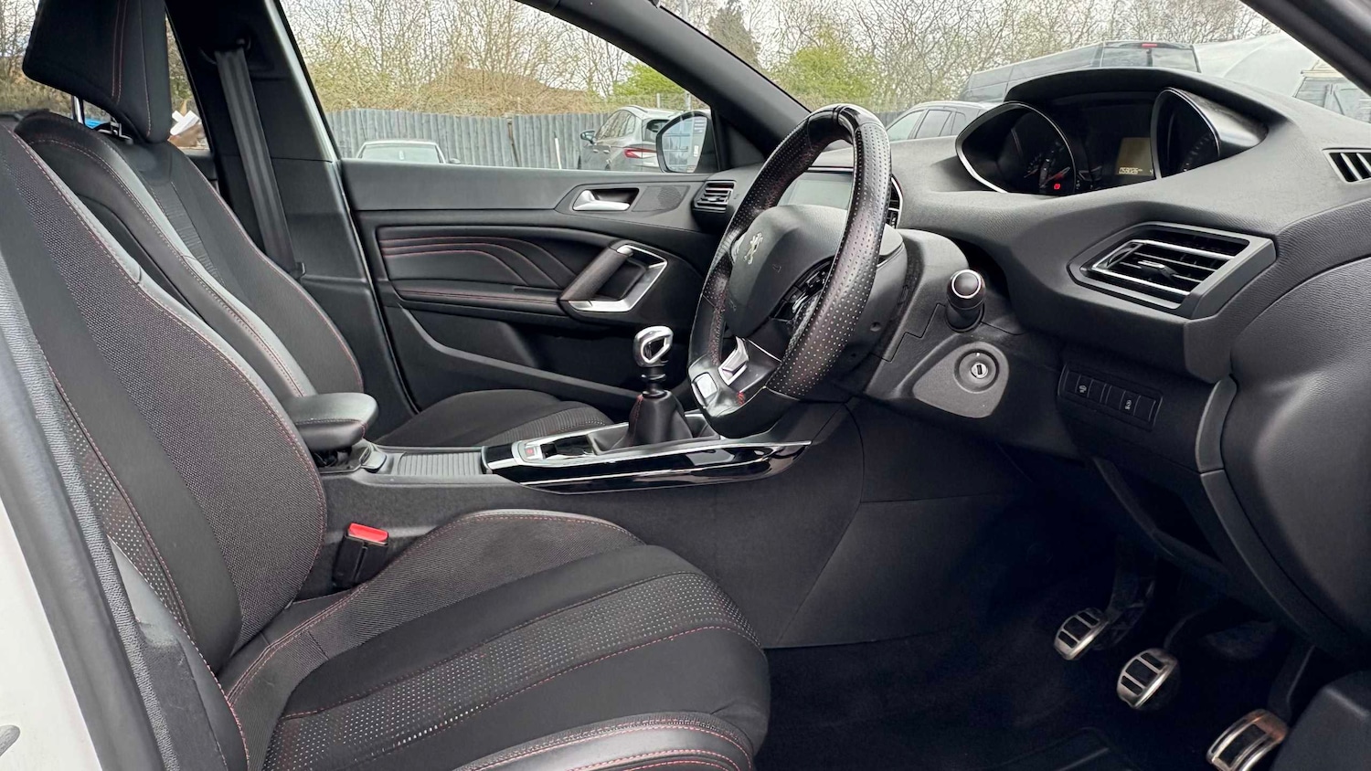 Used Peugeot 308 for sale - 78129551: Photo 2