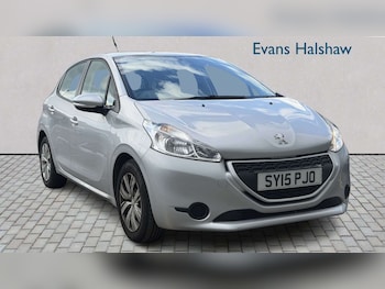 Used Peugeot 208 2015 for sale - 78937493: Photo
