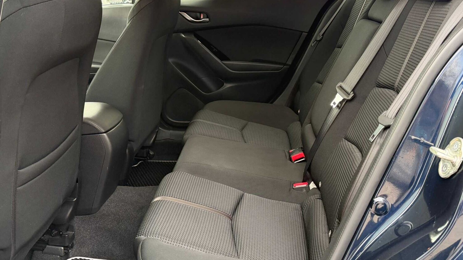 Used Mazda Mazda3 for sale - 77860152: Photo 10