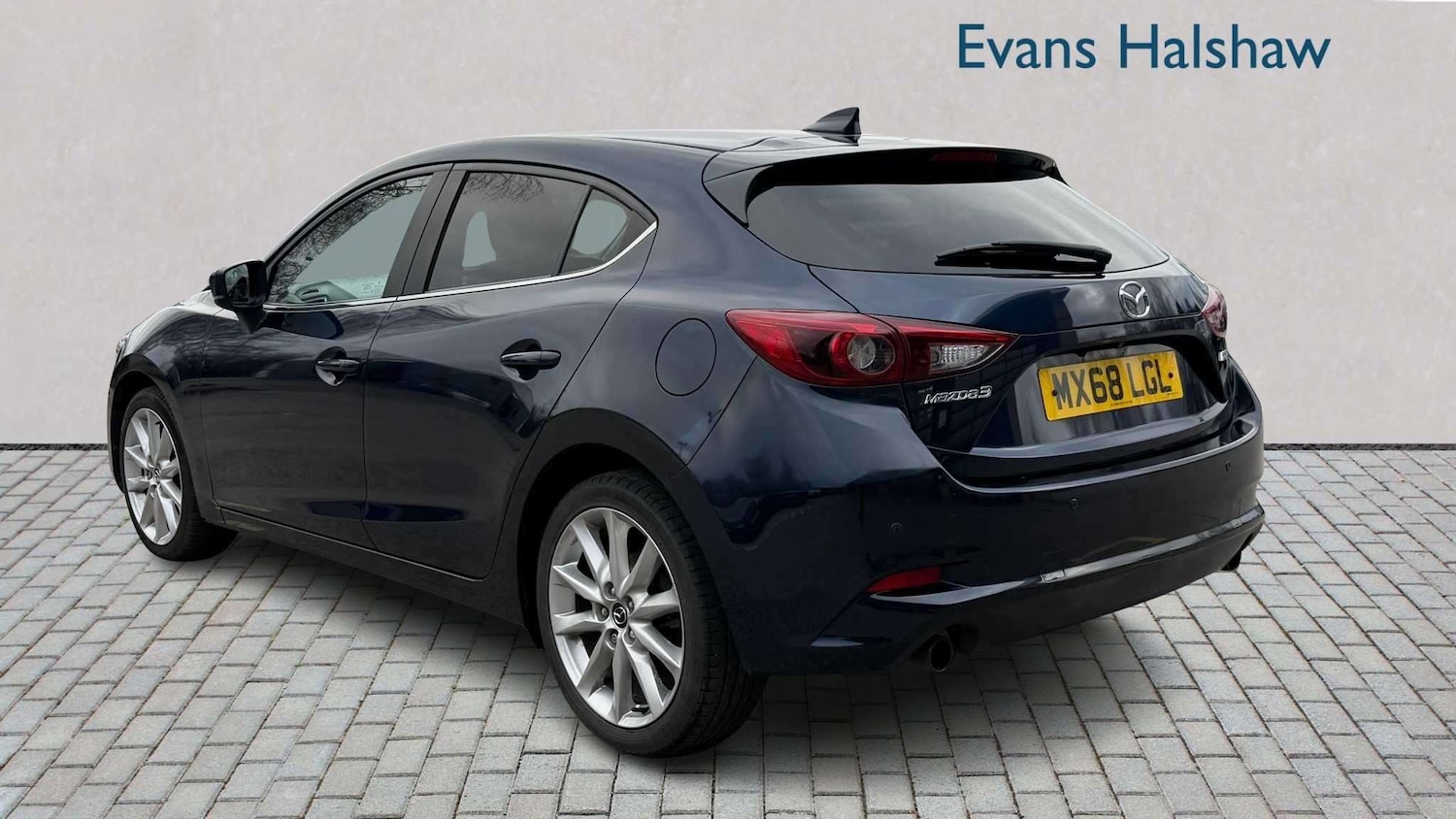 Used Mazda Mazda3 for sale - 77860152: Photo 2