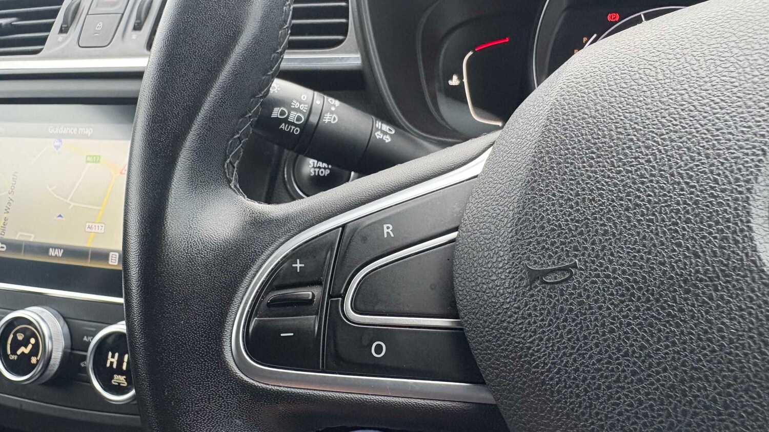 Used Renault Kadjar for sale - 77860584: Photo 11