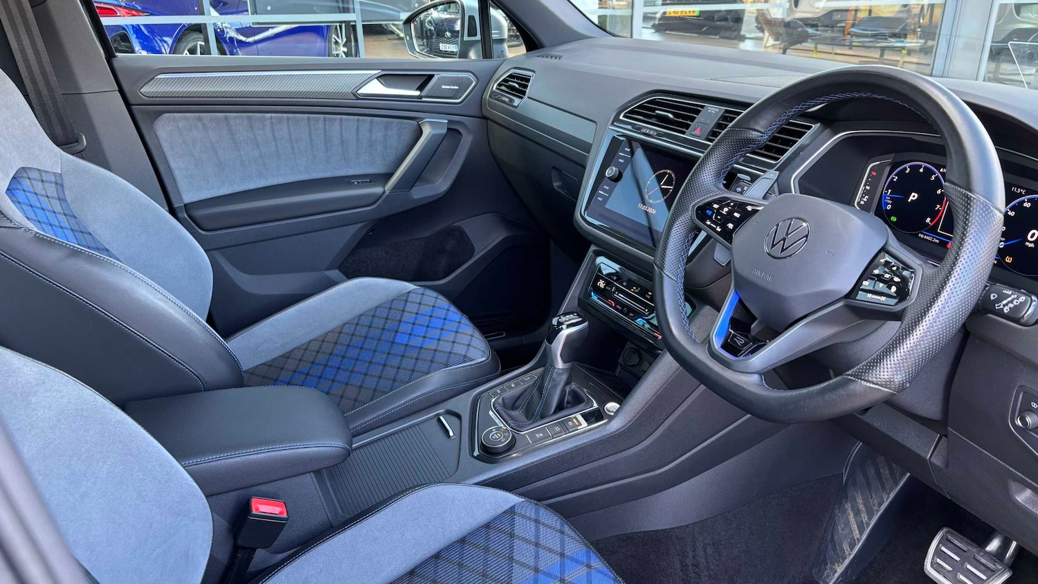 Used Volkswagen Tiguan 2023 for sale - 78076990: Photo 2