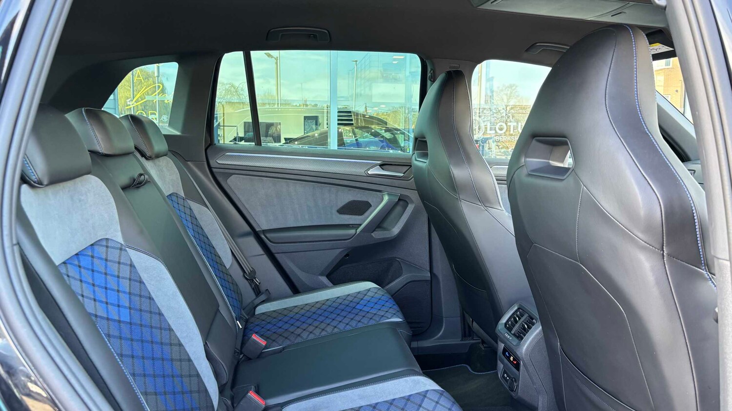 Used Volkswagen Tiguan 2023 for sale - 78076990: Photo 25