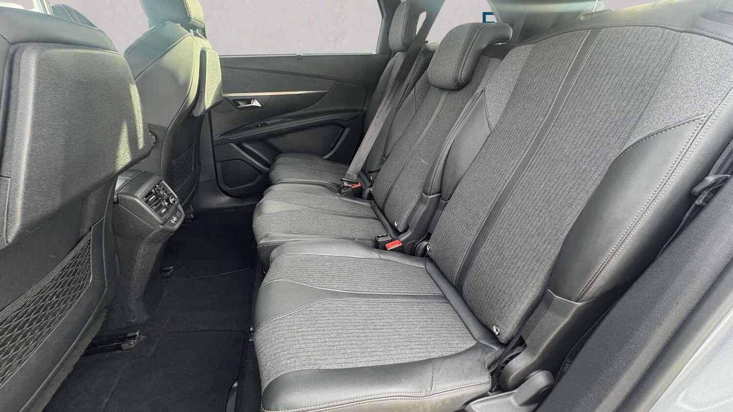 Used Peugeot 5008 2020 for sale - 77913693: Photo 6