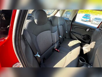 Used MINI Hatch 2019 for sale - 78378661: Photo