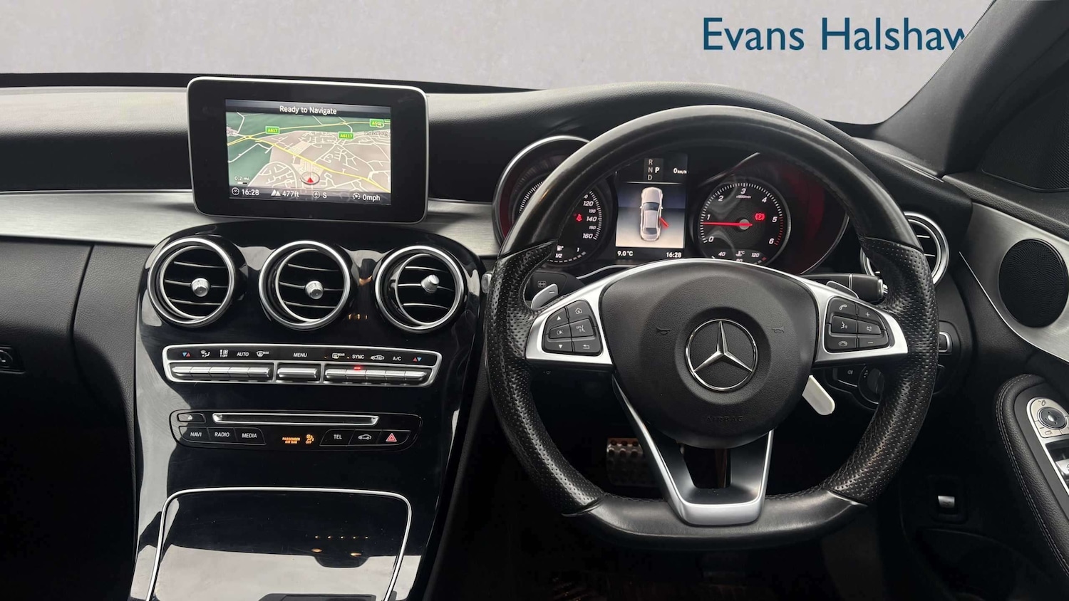 Used Mercedes-Benz C Class 2018 for sale - 77995924: Photo 3