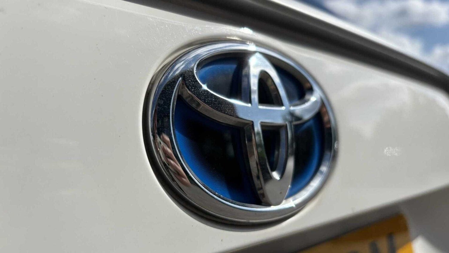 Used Toyota RAV4 for sale - 77860380: Photo 9