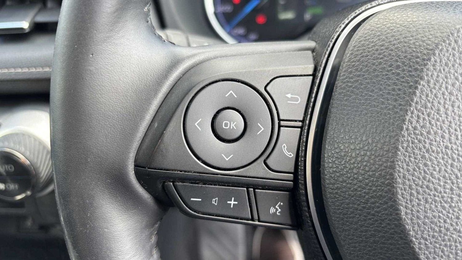 Used Toyota RAV4 2020 for sale - 77979572: Photo 20