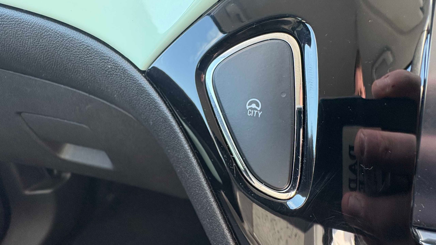 Used Vauxhall ADAM 2017 for sale - 78104350: Photo 20