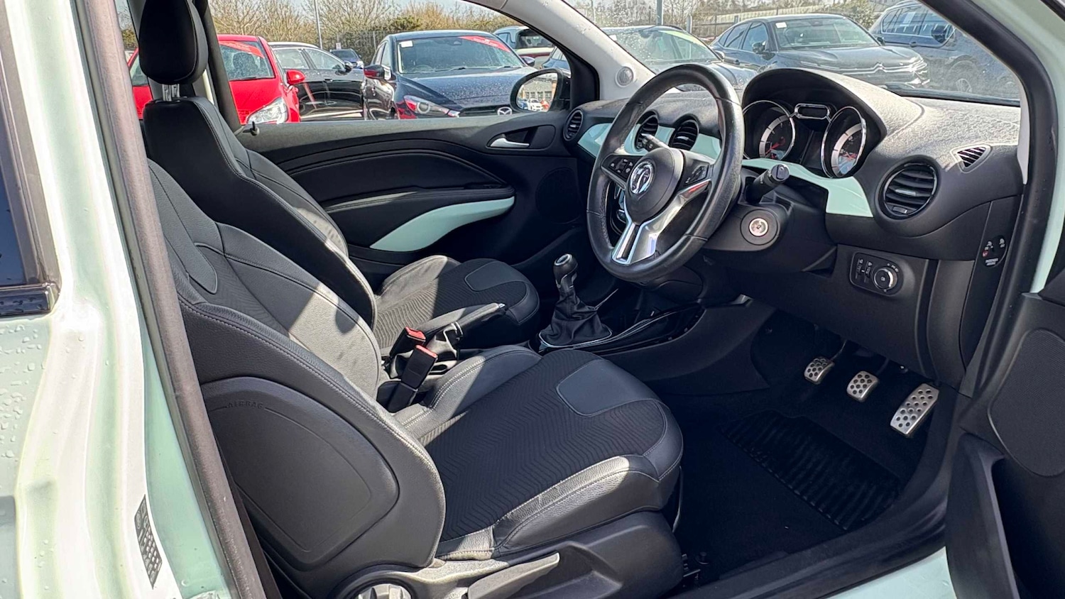 Used Vauxhall ADAM 2017 for sale - 78104350: Photo 4