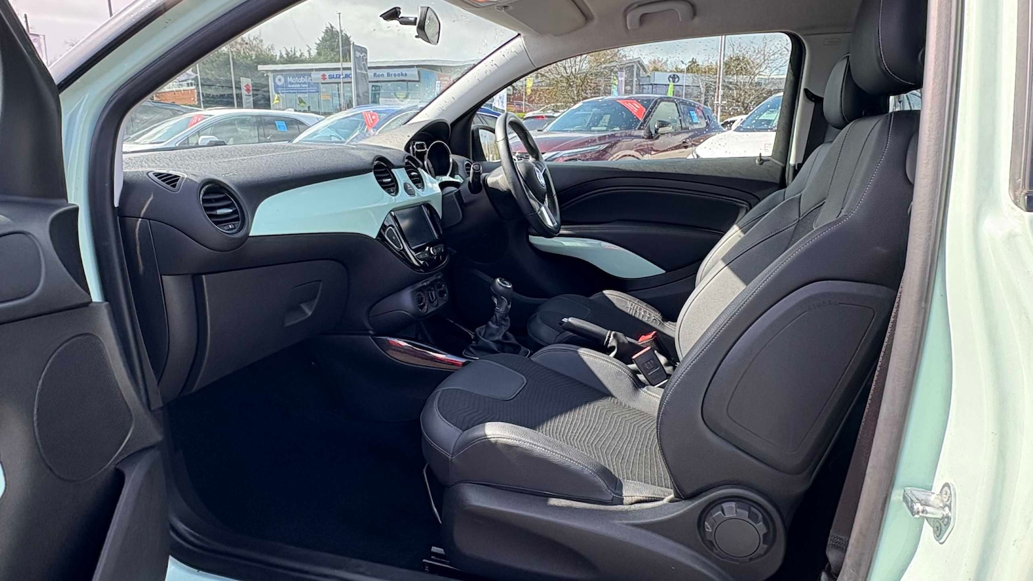 Used Vauxhall ADAM 2017 for sale - 78104350: Photo 5